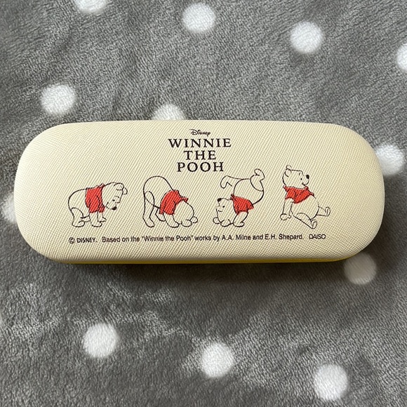 Disney Winnie The Pooh Glasses/Sunglasses Case - Picture 5 of 7
